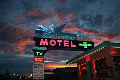 Moving to California from the Midwest? Make it an adventure! Blue Swallow Hotel
